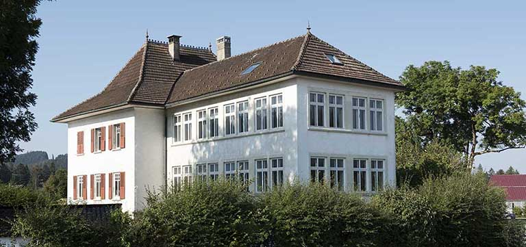 Vue d'ensemble, depuis le nord-est. © Sonia Dourlot / Région Bourgogne-Franche-Comté, Inventaire du patrimoine - 2019