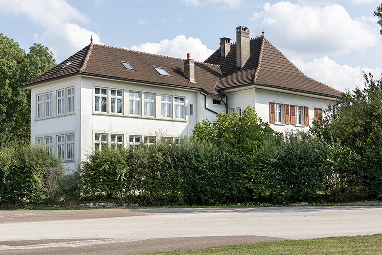Vue d'ensemble, depuis le nord-ouest. © Sonia Dourlot / Région Bourgogne-Franche-Comté, Inventaire du patrimoine - 2019