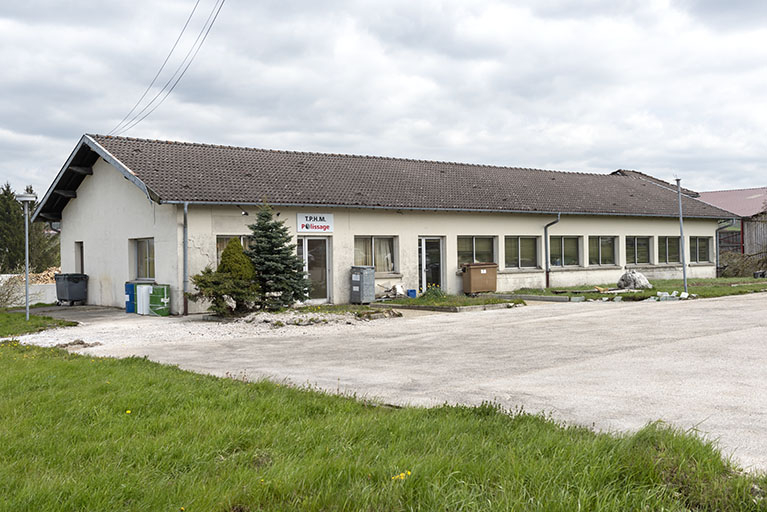 Façades antérieure et latérale gauche. © Sonia Dourlot / Région Bourgogne-Franche-Comté, Inventaire du patrimoine - 2019