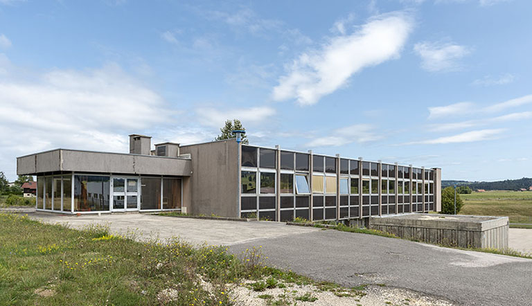 Façades antérieure et latérale gauche. © Sonia Dourlot / Région Bourgogne-Franche-Comté, Inventaire du patrimoine - 2019