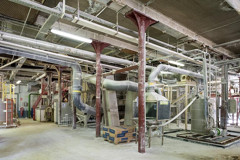 Fabrication : préparation de la pâte. © Sonia Dourlot / Région Bourgogne-Franche-Comté, Inventaire du patrimoine - 2019