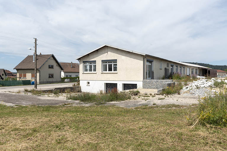 Façades postérieure et latérale droite. © Sonia Dourlot / Région Bourgogne-Franche-Comté, Inventaire du patrimoine - 2019