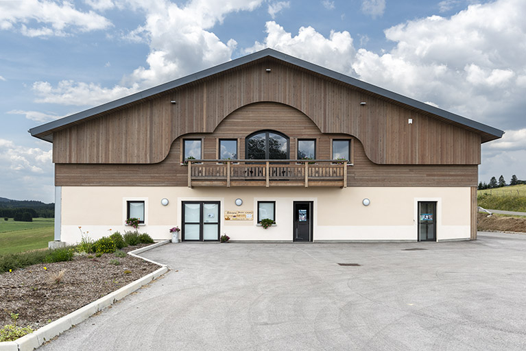 Façade antérieure. © Sonia Dourlot / Région Bourgogne-Franche-Comté, Inventaire du patrimoine - 2019 Façade antérieure. © Sonia Dourlot / Région Bourgogne-Franche-Comté, Inventaire du patrimoine - 2019