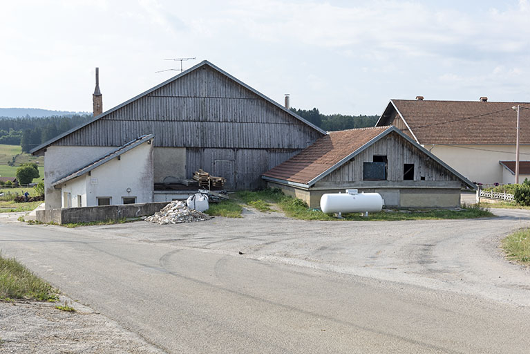 Façade postérieure. © Sonia Dourlot / Région Bourgogne-Franche-Comté, Inventaire du patrimoine - 2019 Façade postérieure. © Sonia Dourlot / Région Bourgogne-Franche-Comté, Inventaire du patrimoine - 2019