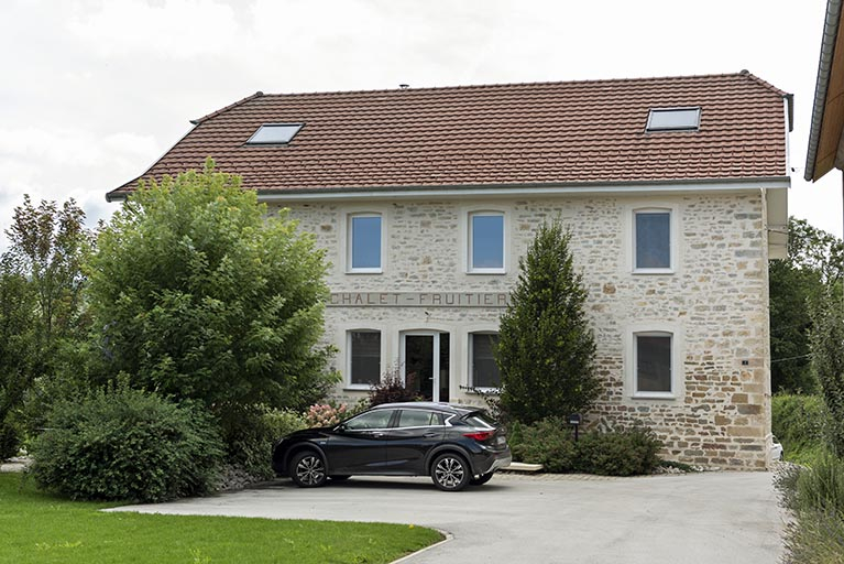 Façade antérieure. © Sonia Dourlot / Région Bourgogne-Franche-Comté, Inventaire du patrimoine - 2019 Façade antérieure. © Sonia Dourlot / Région Bourgogne-Franche-Comté, Inventaire du patrimoine - 2019