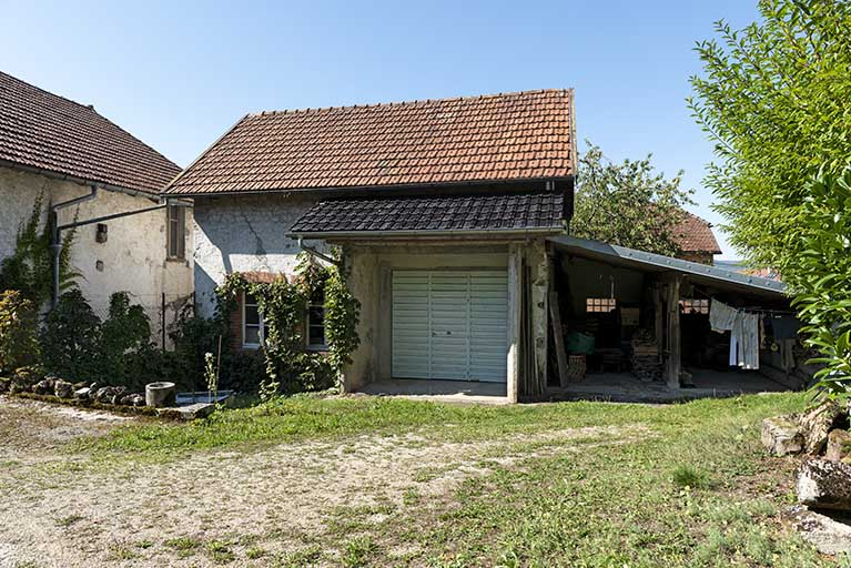 Remise. © Sonia Dourlot / Région Bourgogne-Franche-Comté, Inventaire du patrimoine - 2019 Remise. © Sonia Dourlot / Région Bourgogne-Franche-Comté, Inventaire du patrimoine - 2019
