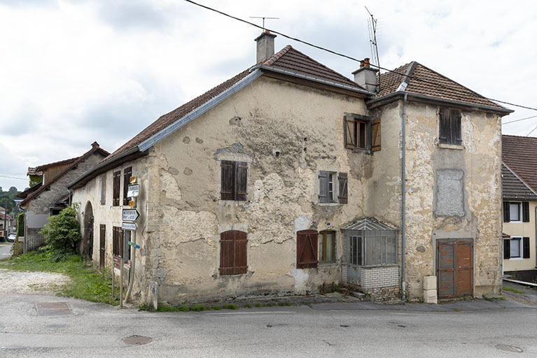 Façade sur la Grande Rue. © Sonia Dourlot / Région Bourgogne-Franche-Comté, Inventaire du patrimoine - 2019 Façade sur la Grande Rue. © Sonia Dourlot / Région Bourgogne-Franche-Comté, Inventaire du patrimoine - 2019