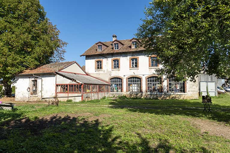 Usine d'outillage (la "Fabrique"), 31-33 rue de Saint-Hippolyte. © Sonia Dourlot / Région Bourgogne-Franche-Comté, Inventaire du patrimoine - 2019 Usine d'outillage (la "Fabrique"), 31-33 rue de Saint-Hippolyte. © Sonia Dourlot / Région Bourgogne-Franche-Comté, Inventaire du patrimoine - 2019
