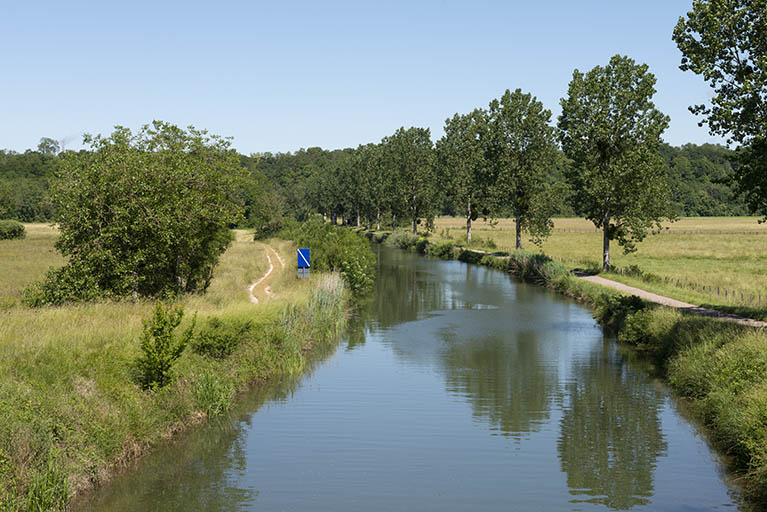 bief © Jérôme Mongreville / Région Bourgogne-Franche-Comté, Inventaire du patrimoine - 2019 bief © Jérôme Mongreville / Région Bourgogne-Franche-Comté, Inventaire du patrimoine - 2019