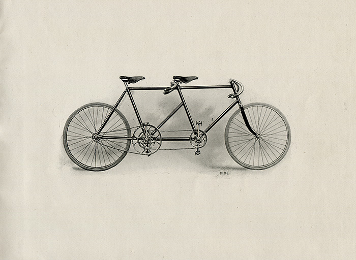 [Tandem], [décennies 1890-1900]. Document extrait d'un catalogue de production : Automobiles, motocyclettes, vélocipèdes Jeanperrin Frères [...] © Raphaël Favereaux / Région Bourgogne-Franche-Comté, Inventaire du patrimoine - 2020