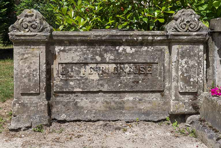 inscription © Jérôme Mongreville / Région Bourgogne-Franche-Comté, Inventaire du patrimoine - 2020 inscription © Jérôme Mongreville / Région Bourgogne-Franche-Comté, Inventaire du patrimoine - 2020