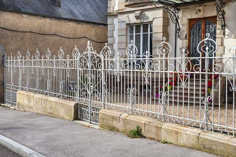  clôture © Jérôme Mongreville / Région Bourgogne-Franche-Comté, Inventaire du patrimoine - 2020