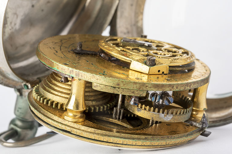 Montre dite de Frédéric Japy (fin 18e siècle-début 19e siècle) : le mouvement. (Musée Japy, Beaucourt) © Sonia Dourlot / Région Bourgogne-Franche-Comté, Inventaire du patrimoine - 2020