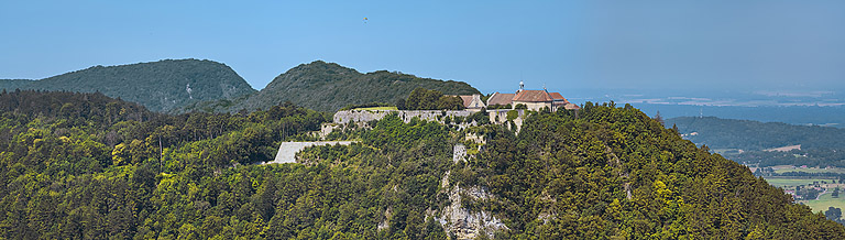 fort citadelle © Thierry Kuntz / Région Bourgogne-Franche-Comté, Inventaire du patrimoine - 2021  fort citadelle © Thierry Kuntz / Région Bourgogne-Franche-Comté, Inventaire du patrimoine - 2021