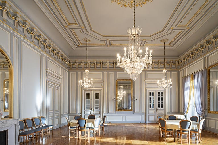 hôtel de voyageurs restaurant © Jérôme Mongreville / Région Bourgogne-Franche-Comté, Inventaire du patrimoine - 2021  hôtel de voyageurs restaurant © Jérôme Mongreville / Région Bourgogne-Franche-Comté, Inventaire du patrimoine - 2021