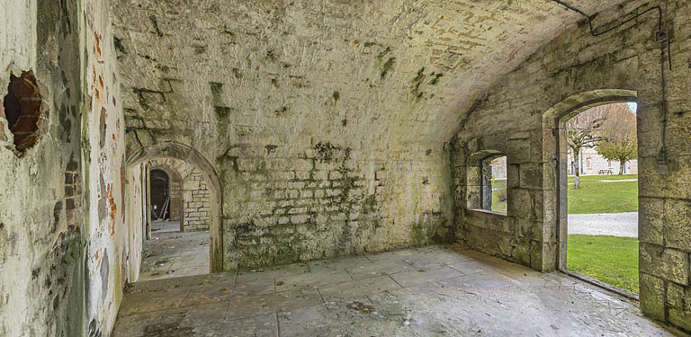 fort © Thierry Kuntz / Région Bourgogne-Franche-Comté, Inventaire du patrimoine - 2021  fort © Thierry Kuntz / Région Bourgogne-Franche-Comté, Inventaire du patrimoine - 2021