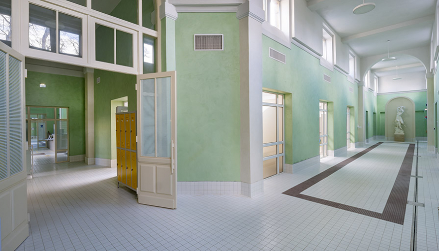 établissement thermal © Jérôme Mongreville / Région Bourgogne-Franche-Comté, Inventaire du patrimoine - 2022  établissement thermal © Jérôme Mongreville / Région Bourgogne-Franche-Comté, Inventaire du patrimoine - 2022