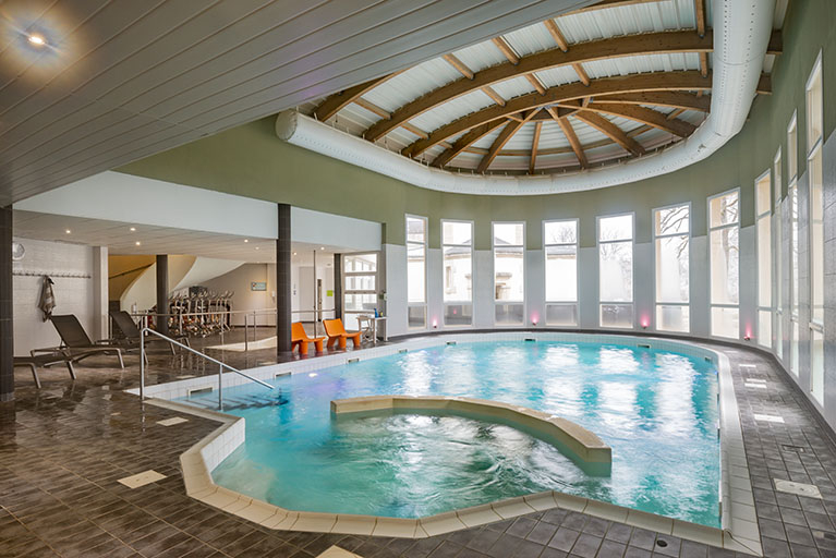 établissement thermal © Jérôme Mongreville / Région Bourgogne-Franche-Comté, Inventaire du patrimoine - 2022  établissement thermal © Jérôme Mongreville / Région Bourgogne-Franche-Comté, Inventaire du patrimoine - 2022