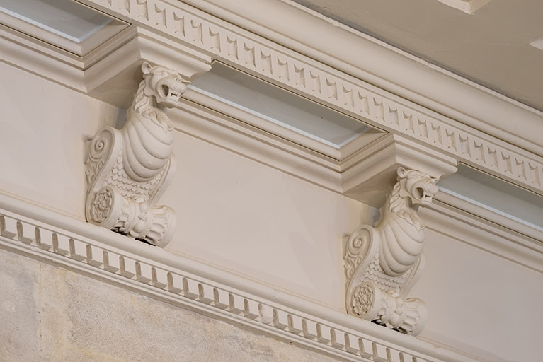  bas-relief théâtre © Jérôme Mongreville / Région Bourgogne-Franche-Comté, Inventaire du patrimoine - 2022