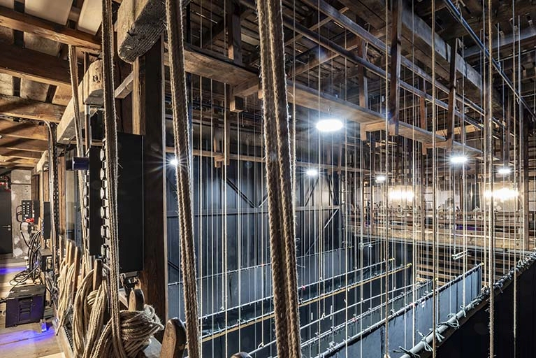 théâtre © Jérôme Mongreville / Région Bourgogne-Franche-Comté, Inventaire du patrimoine - 2022  théâtre © Jérôme Mongreville / Région Bourgogne-Franche-Comté, Inventaire du patrimoine - 2022