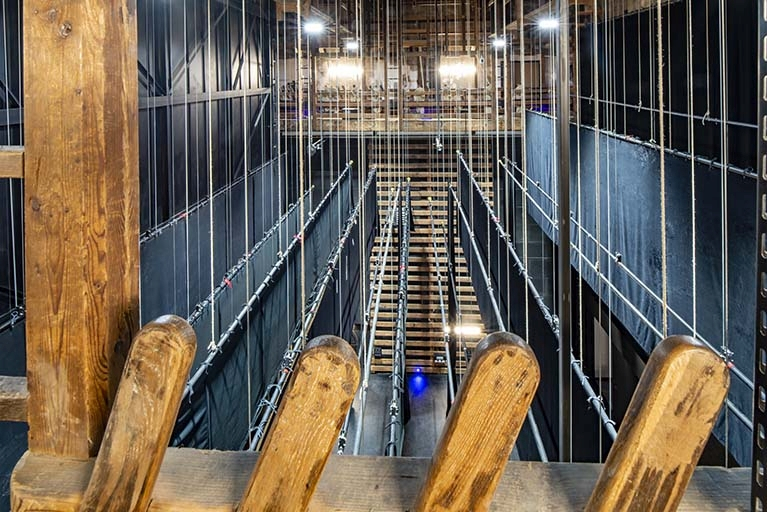 théâtre © Jérôme Mongreville / Région Bourgogne-Franche-Comté, Inventaire du patrimoine - 2022  théâtre © Jérôme Mongreville / Région Bourgogne-Franche-Comté, Inventaire du patrimoine - 2022