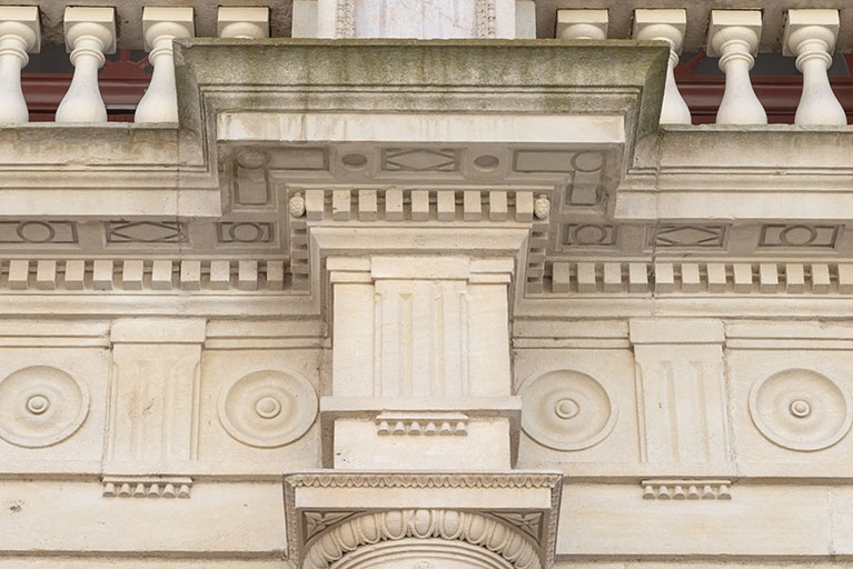 théâtre © Jérôme Mongreville / Région Bourgogne-Franche-Comté, Inventaire du patrimoine - 2022  théâtre © Jérôme Mongreville / Région Bourgogne-Franche-Comté, Inventaire du patrimoine - 2022