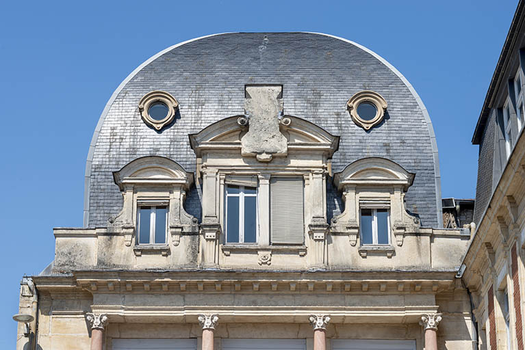 salle de spectacle © Jérôme Mongreville / Région Bourgogne-Franche-Comté, Inventaire du patrimoine - 2023  salle de spectacle © Jérôme Mongreville / Région Bourgogne-Franche-Comté, Inventaire du patrimoine - 2023