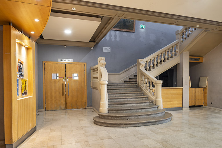 salle de spectacle © Jérôme Mongreville / Région Bourgogne-Franche-Comté, Inventaire du patrimoine - 2023  salle de spectacle © Jérôme Mongreville / Région Bourgogne-Franche-Comté, Inventaire du patrimoine - 2023