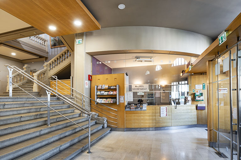 salle de spectacle © Jérôme Mongreville / Région Bourgogne-Franche-Comté, Inventaire du patrimoine - 2023  salle de spectacle © Jérôme Mongreville / Région Bourgogne-Franche-Comté, Inventaire du patrimoine - 2023