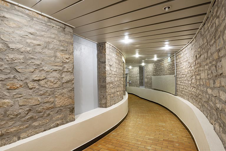 salle de spectacle © Jérôme Mongreville / Région Bourgogne-Franche-Comté, Inventaire du patrimoine - 2023  salle de spectacle © Jérôme Mongreville / Région Bourgogne-Franche-Comté, Inventaire du patrimoine - 2023