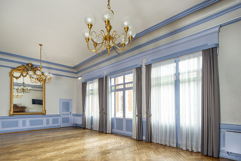 salle de spectacle © Jérôme Mongreville / Région Bourgogne-Franche-Comté, Inventaire du patrimoine - 2023  salle de spectacle © Jérôme Mongreville / Région Bourgogne-Franche-Comté, Inventaire du patrimoine - 2023