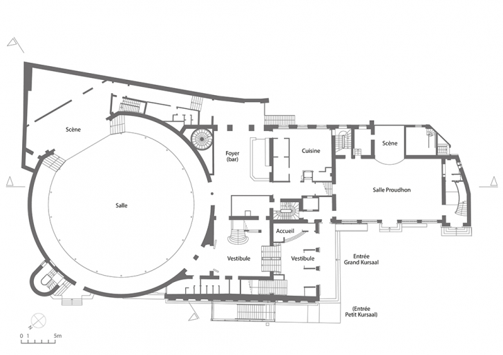salle de spectacle © Aline Thomas / Région Bourgogne-Franche-Comté, Inventaire du patrimoine - 2023  salle de spectacle © Aline Thomas / Région Bourgogne-Franche-Comté, Inventaire du patrimoine - 2023