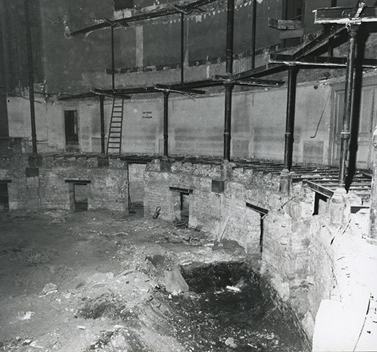 salle de spectacle © Laurent Poupard / Région Bourgogne-Franche-Comté, Inventaire du patrimoine - 2023  salle de spectacle © Laurent Poupard / Région Bourgogne-Franche-Comté, Inventaire du patrimoine - 2023