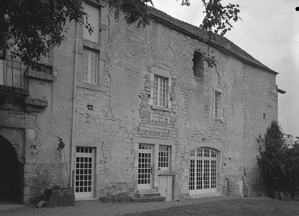 Façade sur cour. © Région Bourgogne-Franche-Comté, Inventaire du patrimoine