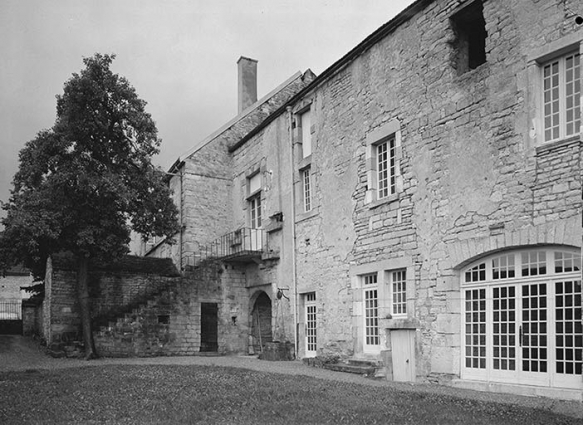 Façades sur cour. © Région Bourgogne-Franche-Comté, Inventaire du patrimoine