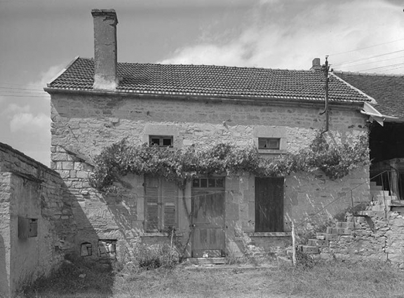 Façade sur cour. © Région Bourgogne-Franche-Comté, Inventaire du patrimoine