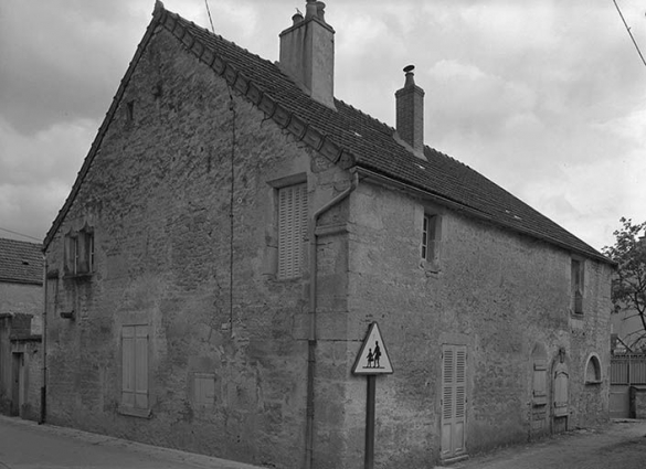 Mur-pignon et façade latérale. © Région Bourgogne-Franche-Comté, Inventaire du patrimoine