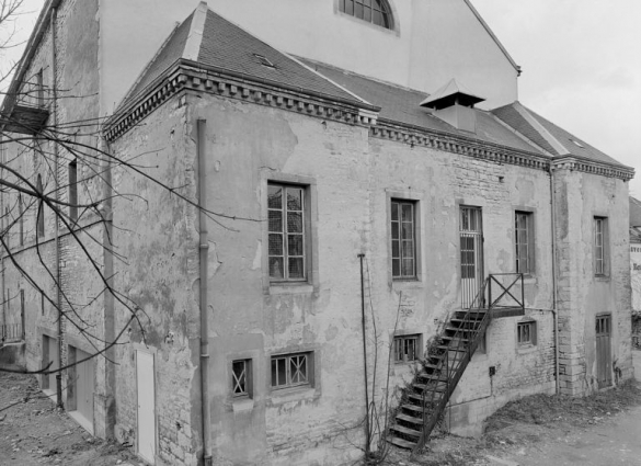 Elévation postérieure, en 1988. © Région Bourgogne-Franche-Comté, Inventaire du patrimoine