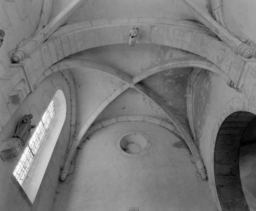 Chapelle Sainte-Croix : voûte © Région Bourgogne-Franche-Comté, Inventaire du patrimoine Chapelle Sainte-Croix : voûte © Région Bourgogne-Franche-Comté, Inventaire du patrimoine