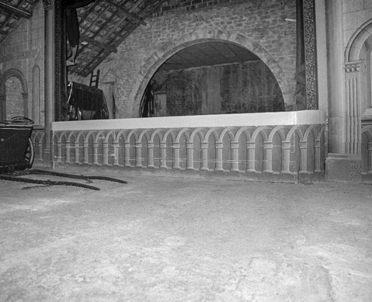 Nez-de-scène, vu de trois quarts droite, en 2002. © Région Bourgogne-Franche-Comté, Inventaire du patrimoine Nez-de-scène, vu de trois quarts droite, en 2002. © Région Bourgogne-Franche-Comté, Inventaire du patrimoine