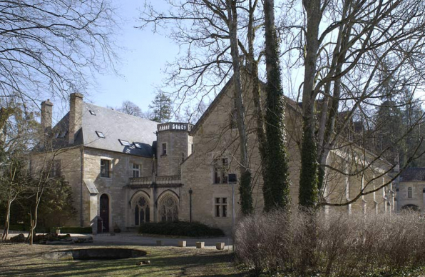 Elévation nord du bâtiment du réfectoire, de la partie sud de l'aile orientale, et de la galerie qui les relie. © Région Bourgogne-Franche-Comté, Inventaire du patrimoine Elévation nord du bâtiment du réfectoire, de la partie sud de l'aile orientale, et de la galerie qui les relie. © Région Bourgogne-Franche-Comté, Inventaire du patrimoine