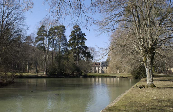 Vue du parc. © Région Bourgogne-Franche-Comté, Inventaire du patrimoine