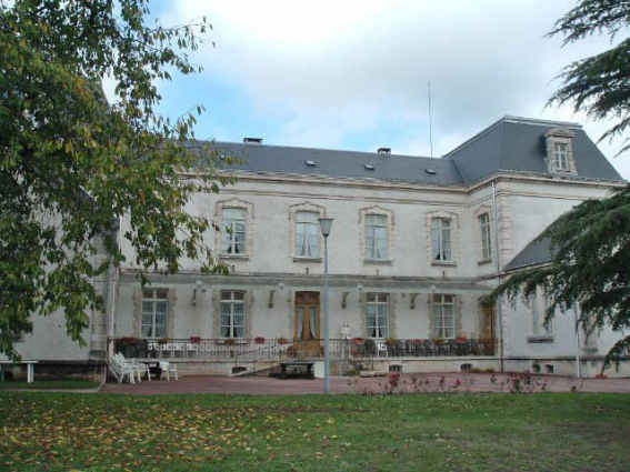 Vue générale de la façade antérieure. © Région Bourgogne-Franche-Comté, Inventaire du patrimoine
