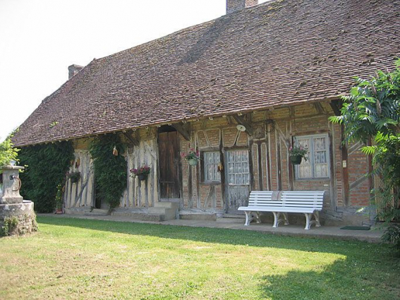 Vue d'ensemble de la façade. © Ecomusée de la Bresse Bourguignonne