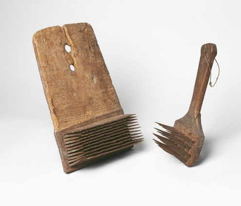 Ensemble de deux peignes à carder. © Région Bourgogne-Franche-Comté, Inventaire du patrimoine