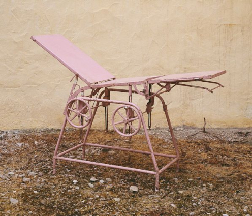 Vue d'une table. © Région Bourgogne-Franche-Comté, Inventaire du patrimoine