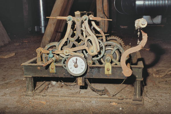 Mécanisme de l'ancienne horloge. © Région Bourgogne-Franche-Comté, Inventaire du patrimoine
