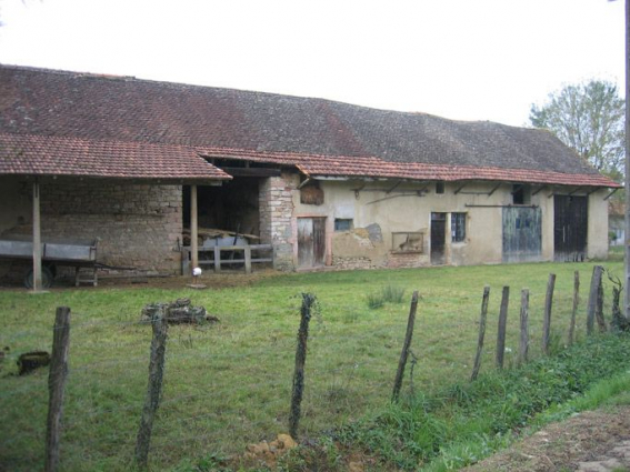 Vue de la partie droite de la façade. © Ecomusée de la Bresse Bourguignonne