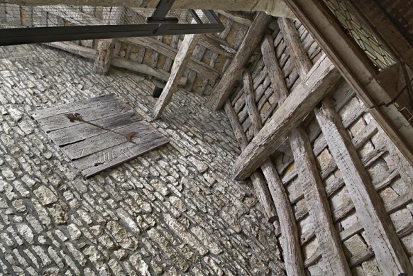 Porche. © Région Bourgogne-Franche-Comté, Inventaire du patrimoine