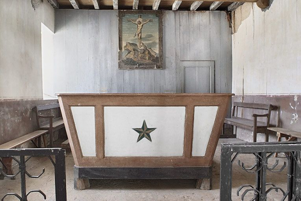 Vue d'ensemble de l'autel. © Région Bourgogne-Franche-Comté, Inventaire du patrimoine
